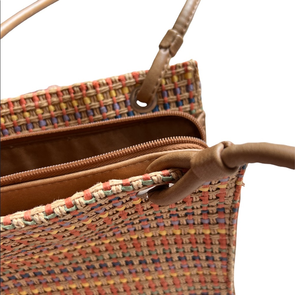 Sag Harbor Multi-Color Wicker/Straw Spring-Style Handbag - Picture 6 of 11